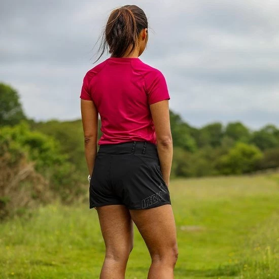 Inov-8 Racer 2.5" Damen Laufshorts - Schwarz – Bild 11