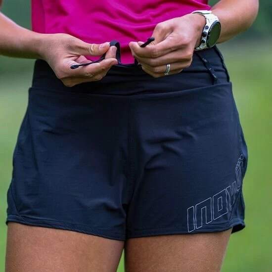 Inov-8 Racer 2.5" Damen Laufshorts - Schwarz – Bild 2